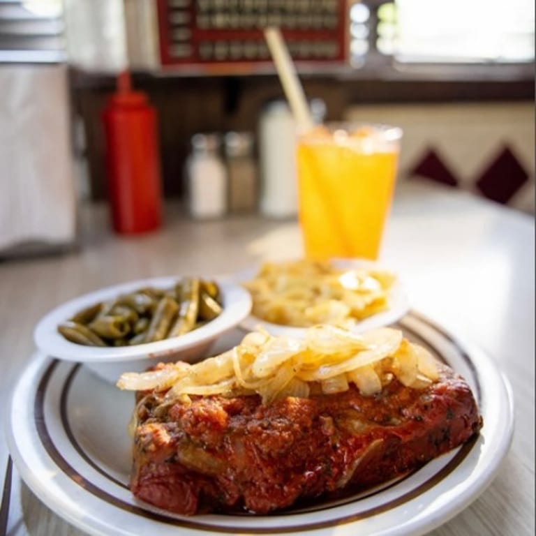 Delicious Burgers: A Must-Try at Our Diner